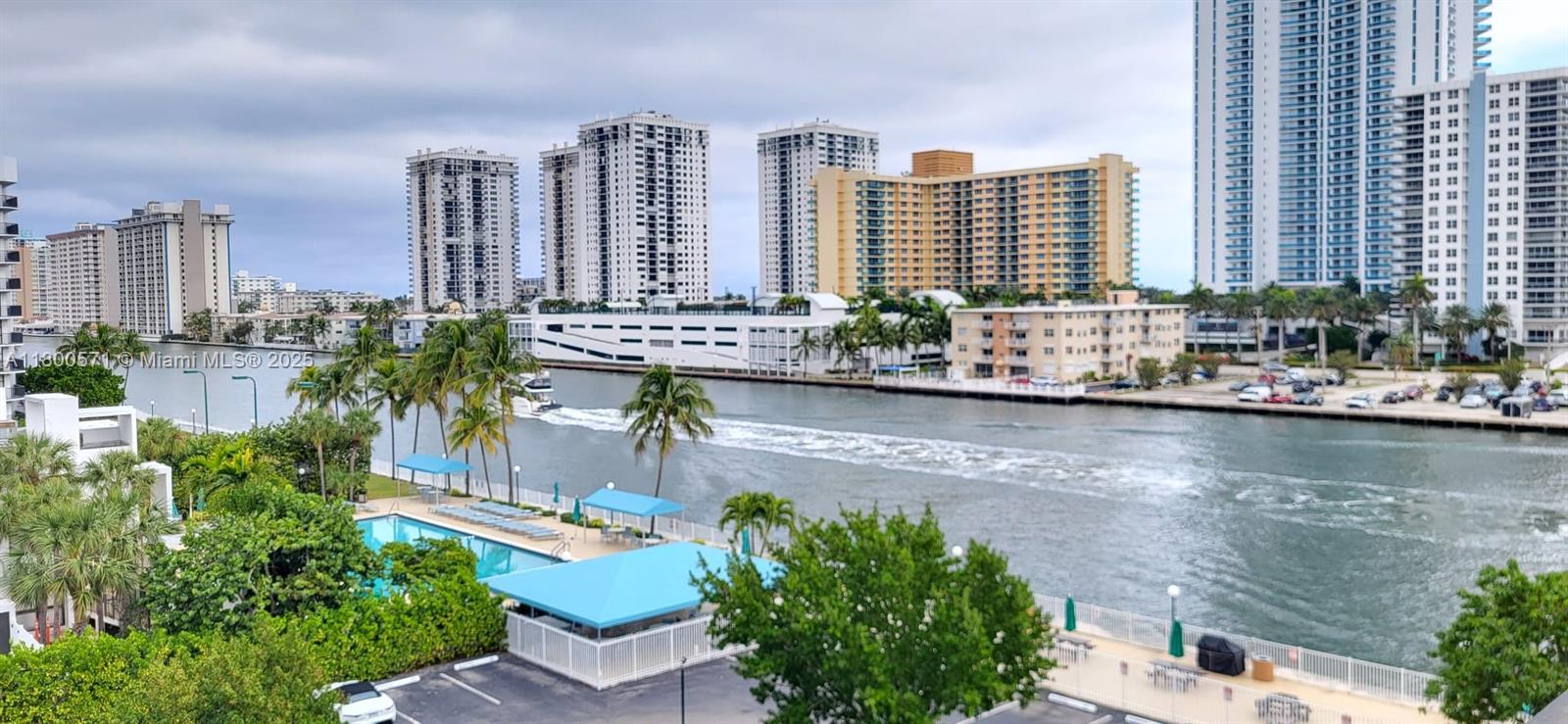 Property for Sale at 800 Parkview Dr 619, Hallandale Beach, Broward County, Florida - Bedrooms: 2 
Bathrooms: 2  - $305,000
