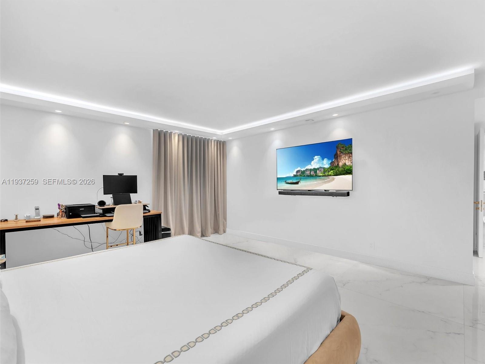 TURNBERRY ISLE CONDO - Residential