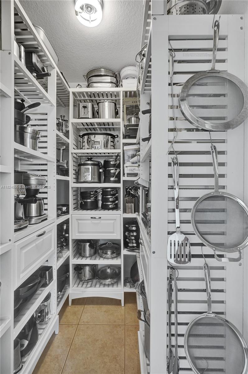 MIGDALIA SUB 1ST ADDN - Residential