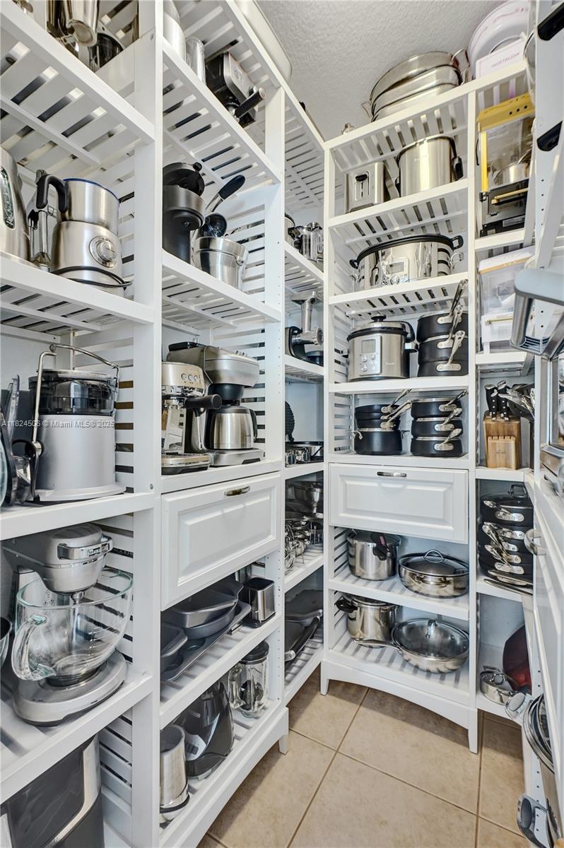 MIGDALIA SUB 1ST ADDN - Residential