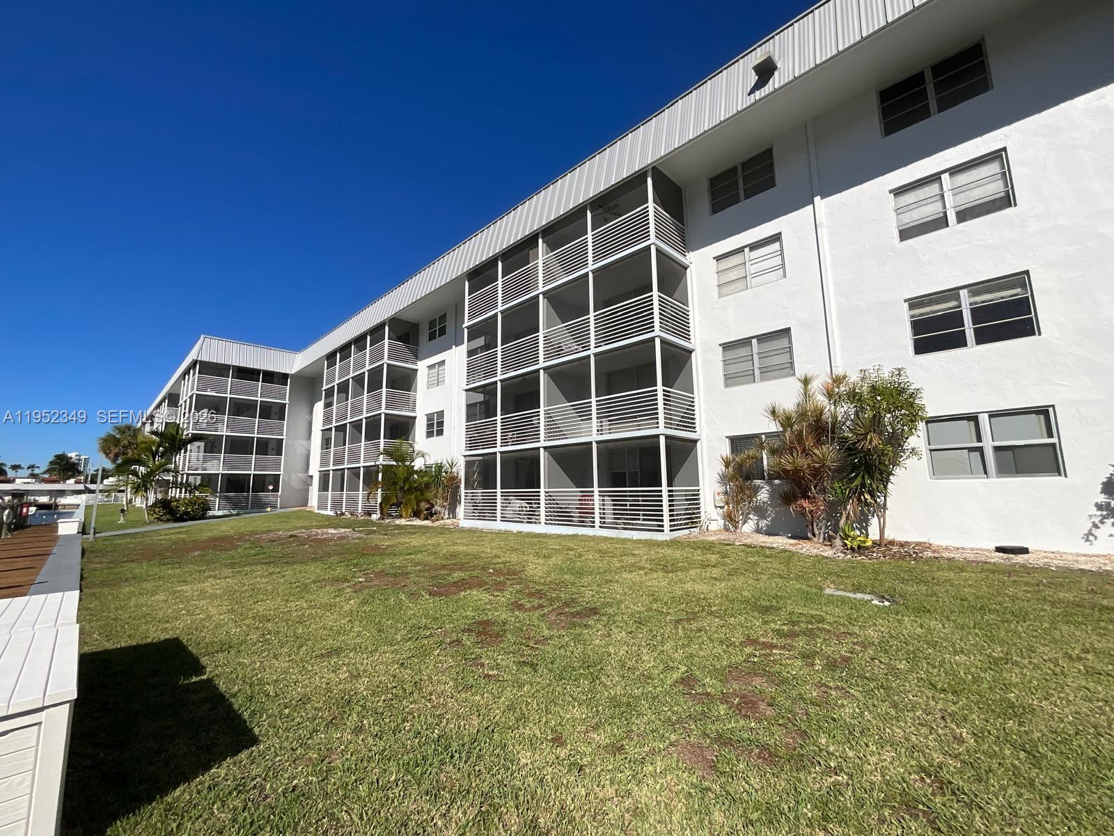 EDEN ISLES CONDO # 4 - Residential