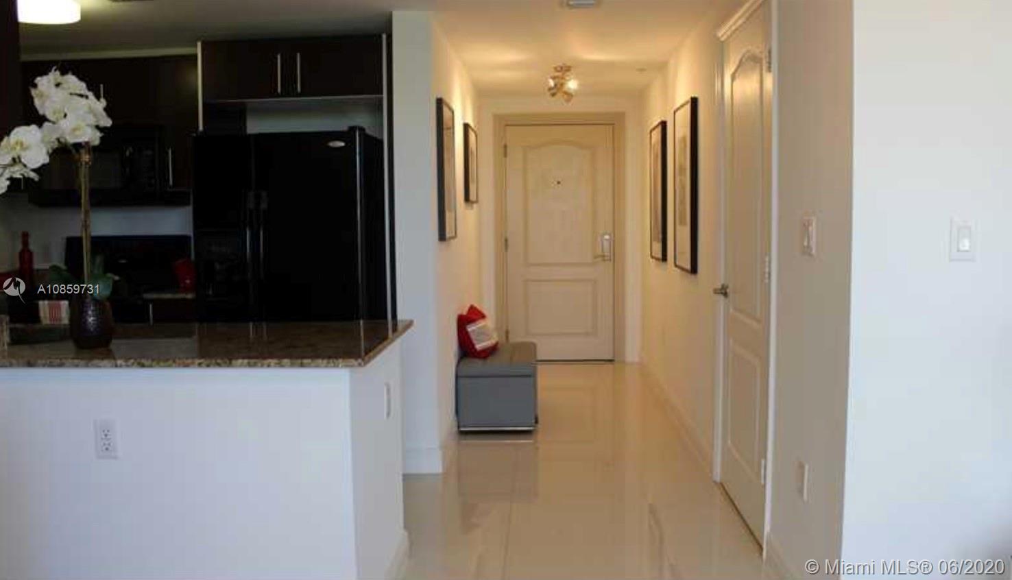 BRICKELL WAY - Residential