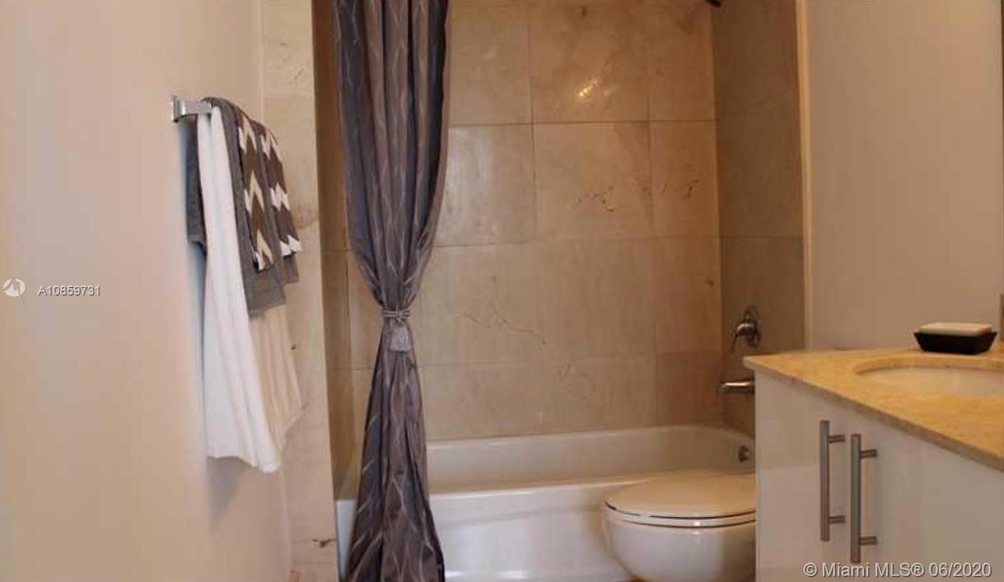 BRICKELL WAY - Residential