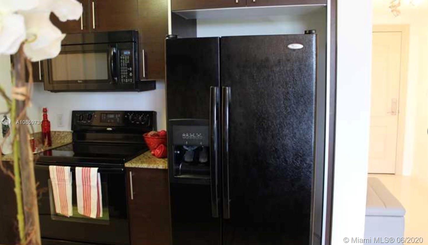 BRICKELL WAY - Residential