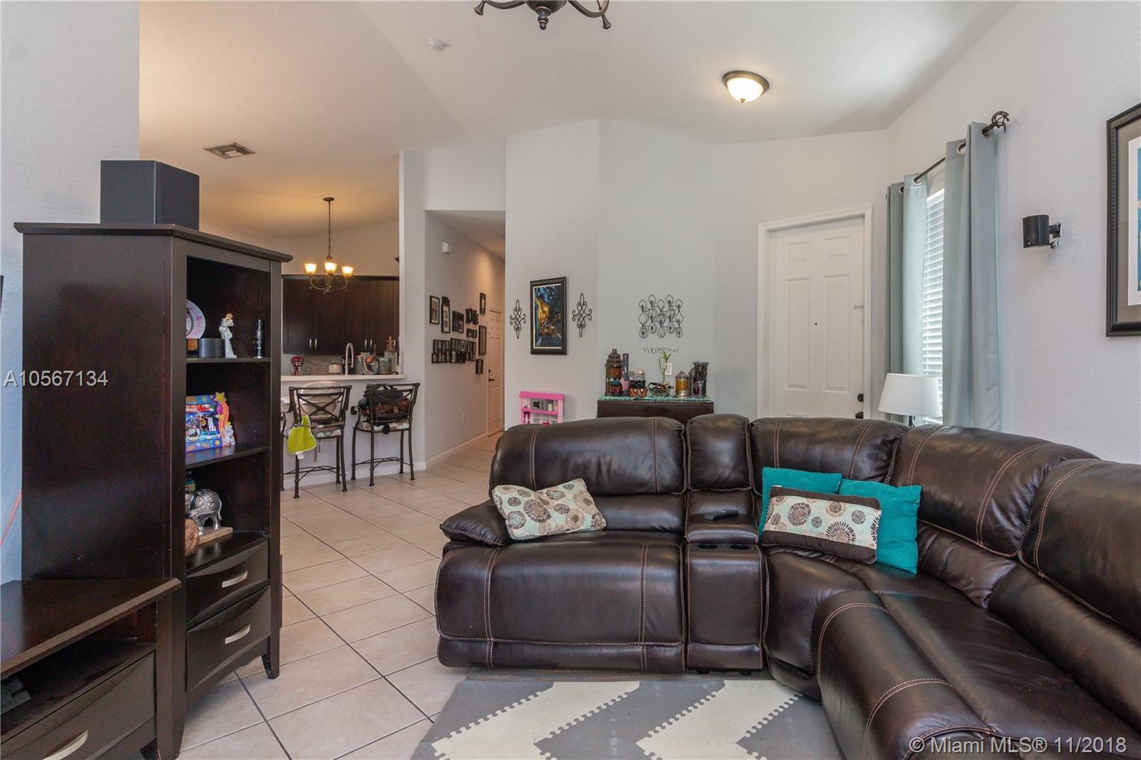 PORTOFINO BAY - Residential