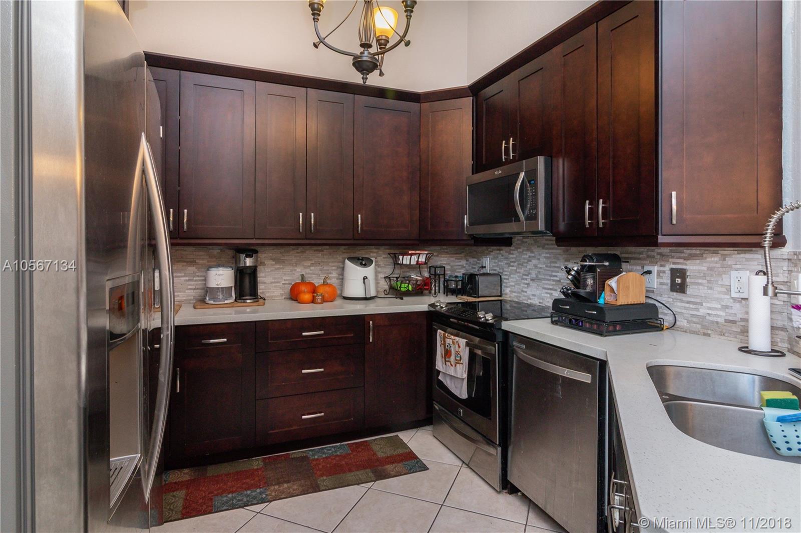 PORTOFINO BAY - Residential