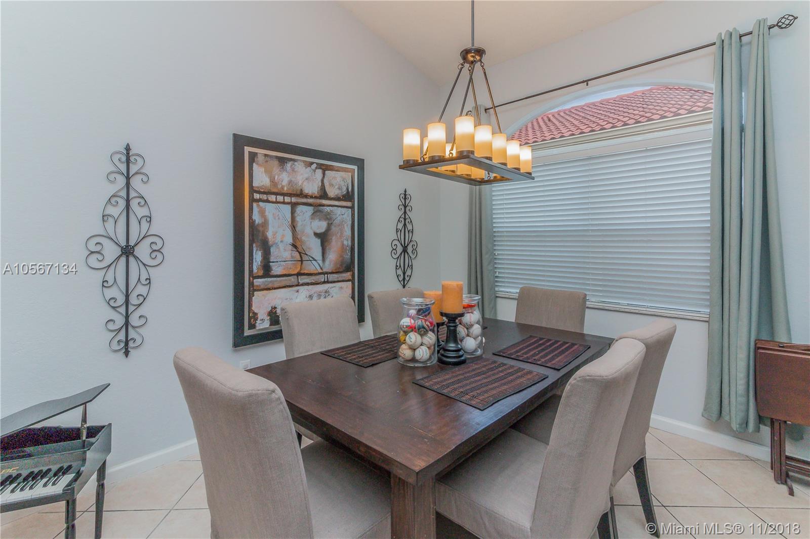 PORTOFINO BAY - Residential