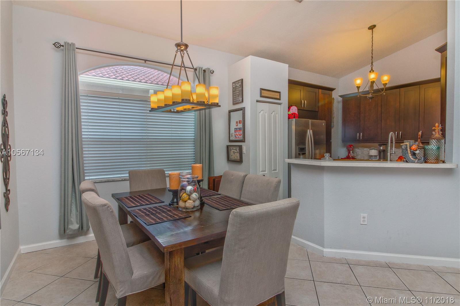 PORTOFINO BAY - Residential