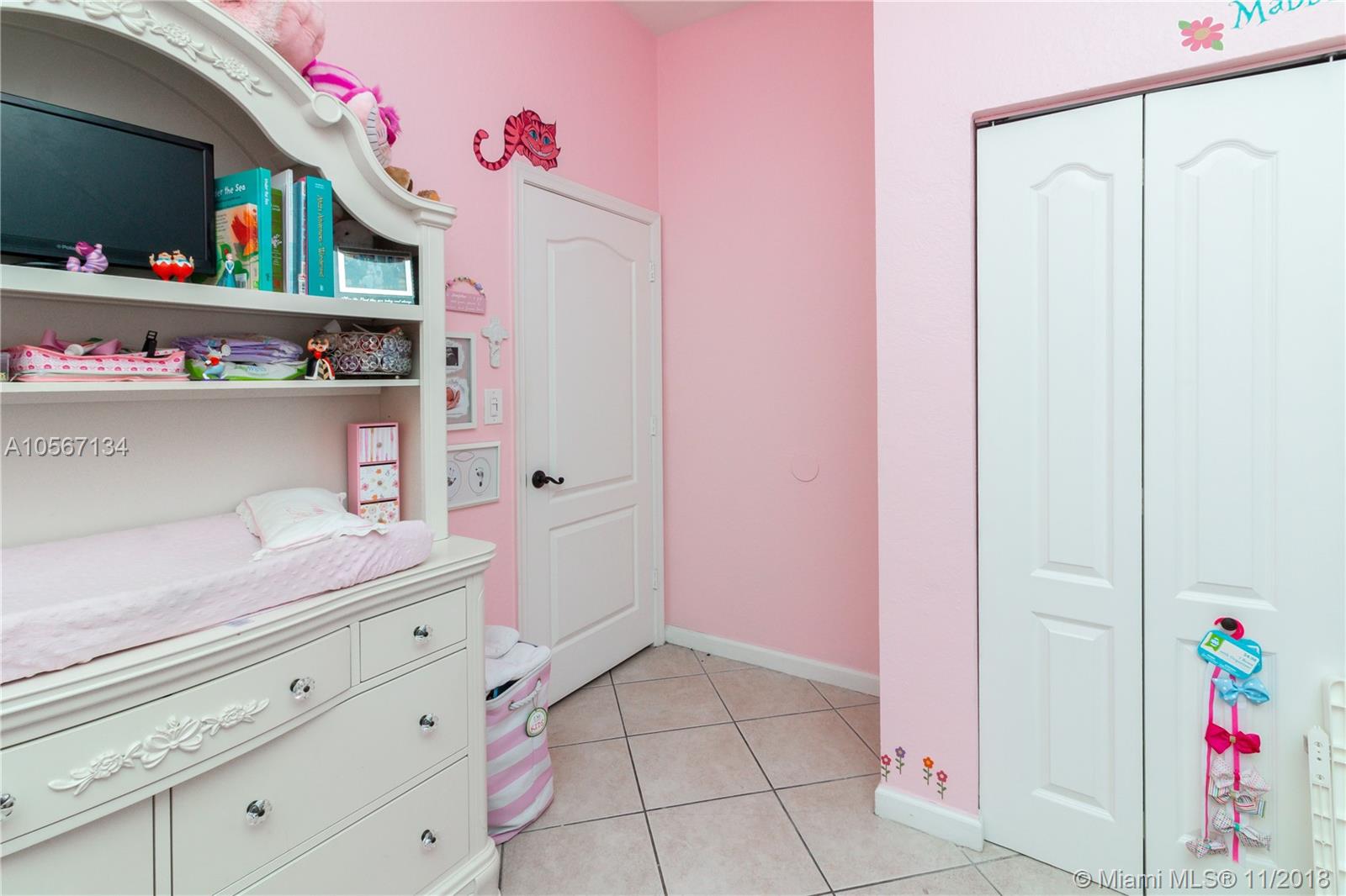 PORTOFINO BAY - Residential