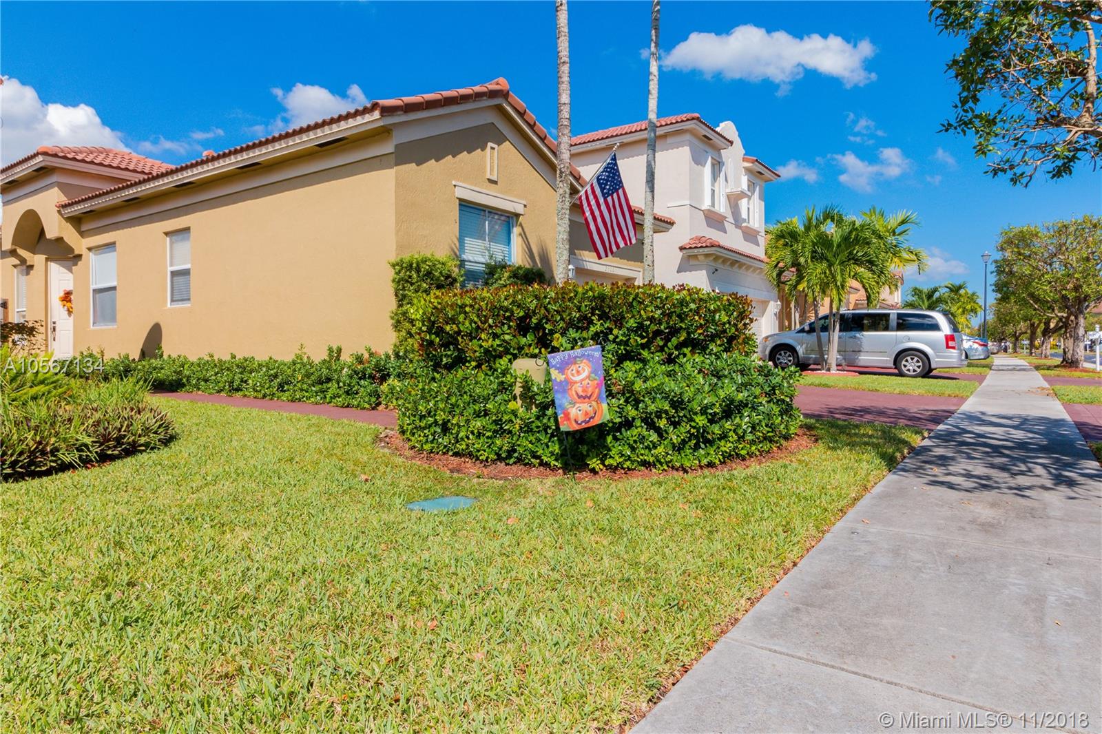PORTOFINO BAY - Residential