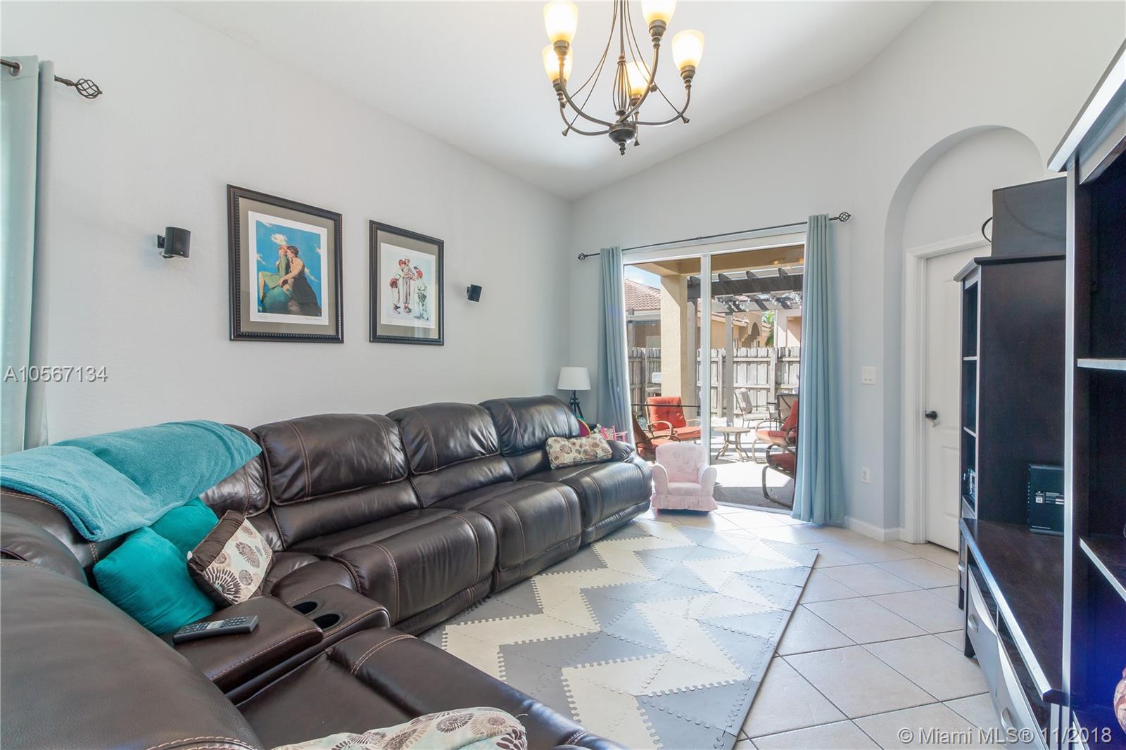 PORTOFINO BAY - Residential