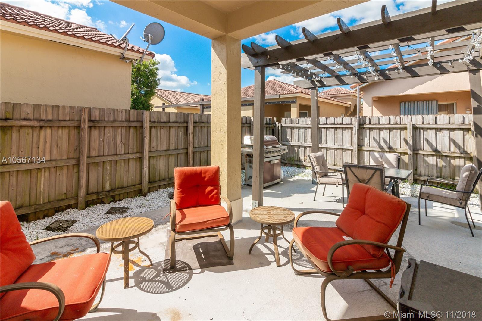 PORTOFINO BAY - Residential