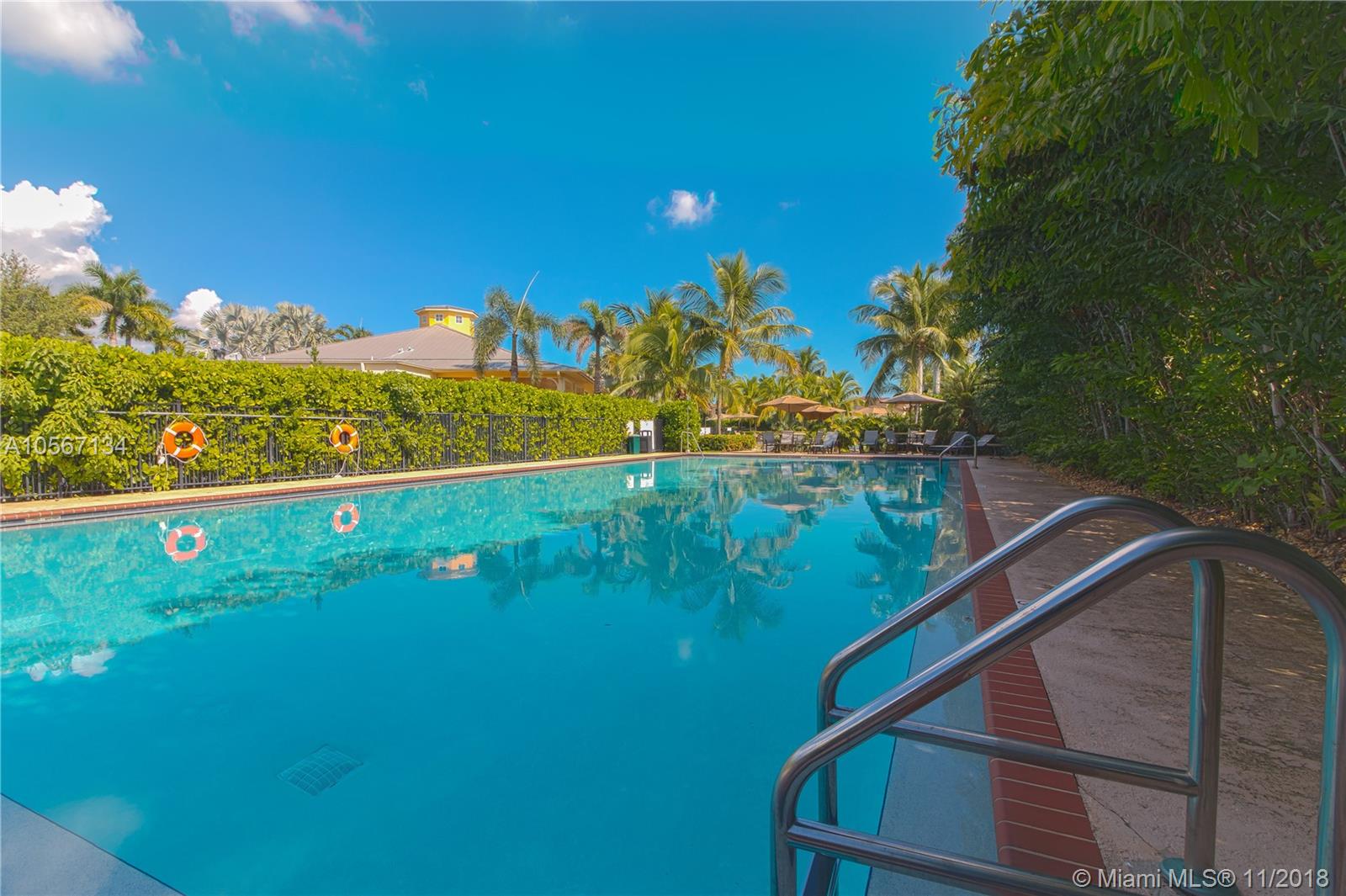 PORTOFINO BAY - Residential