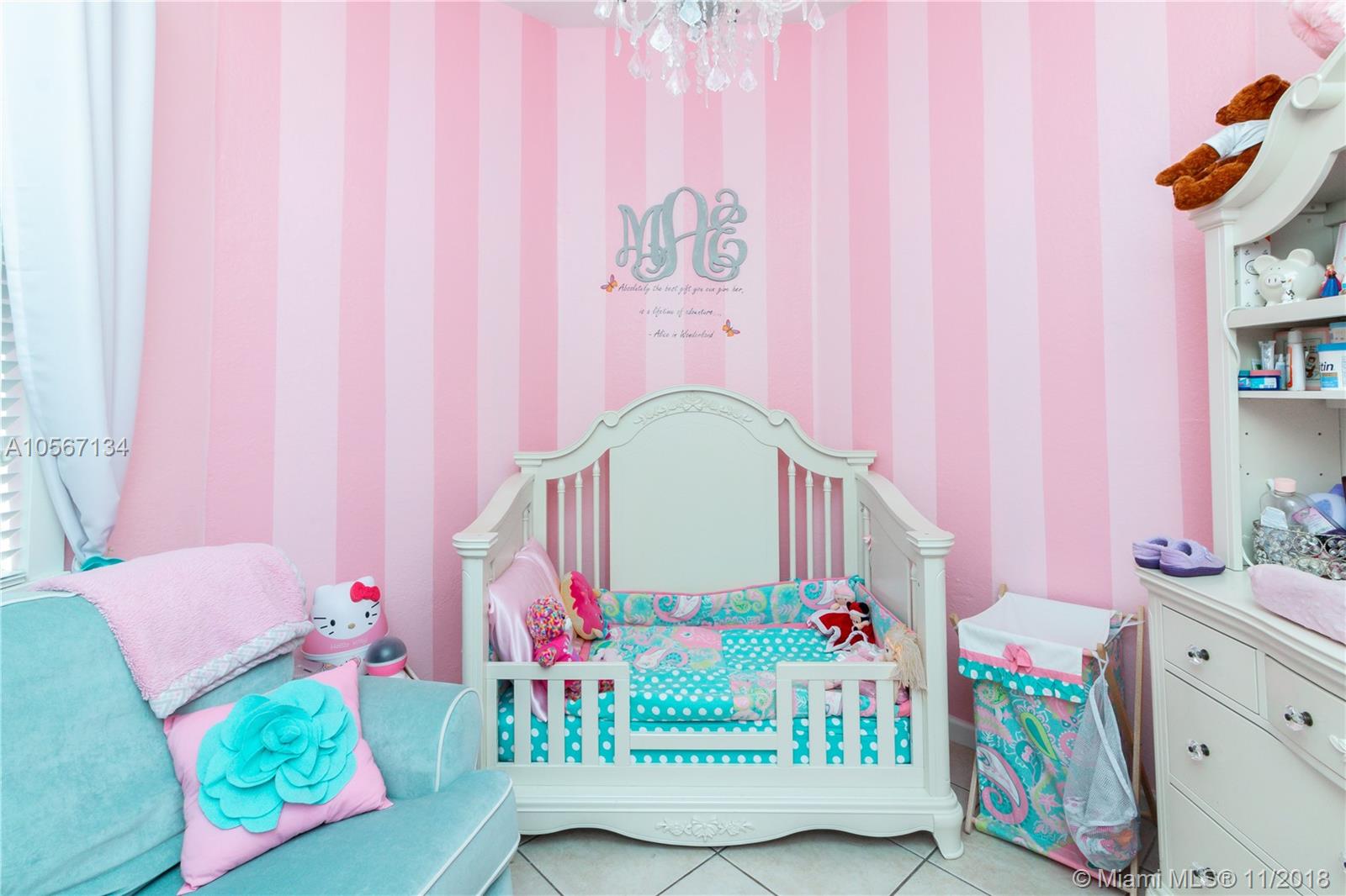 PORTOFINO BAY - Residential