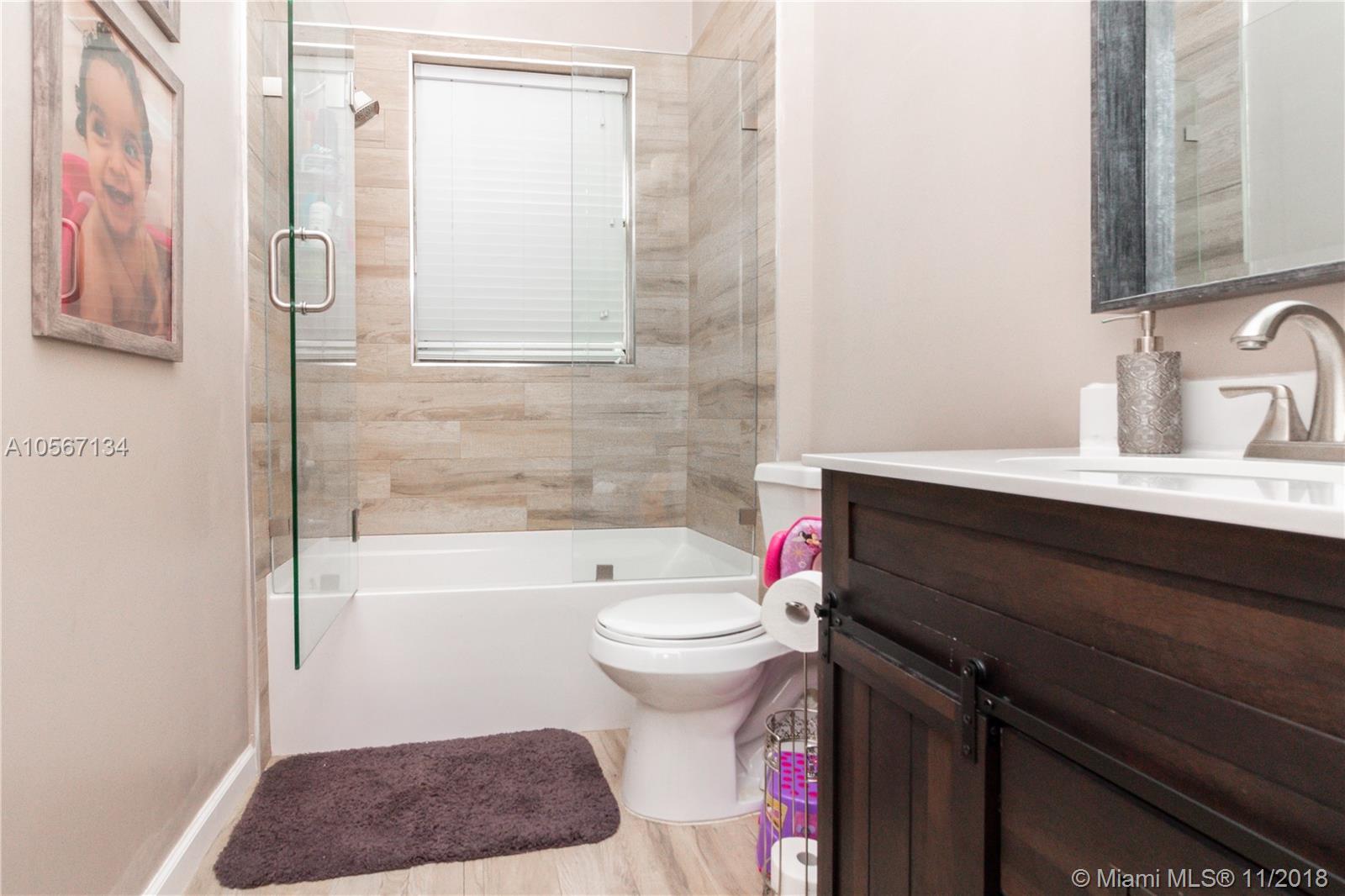 PORTOFINO BAY - Residential