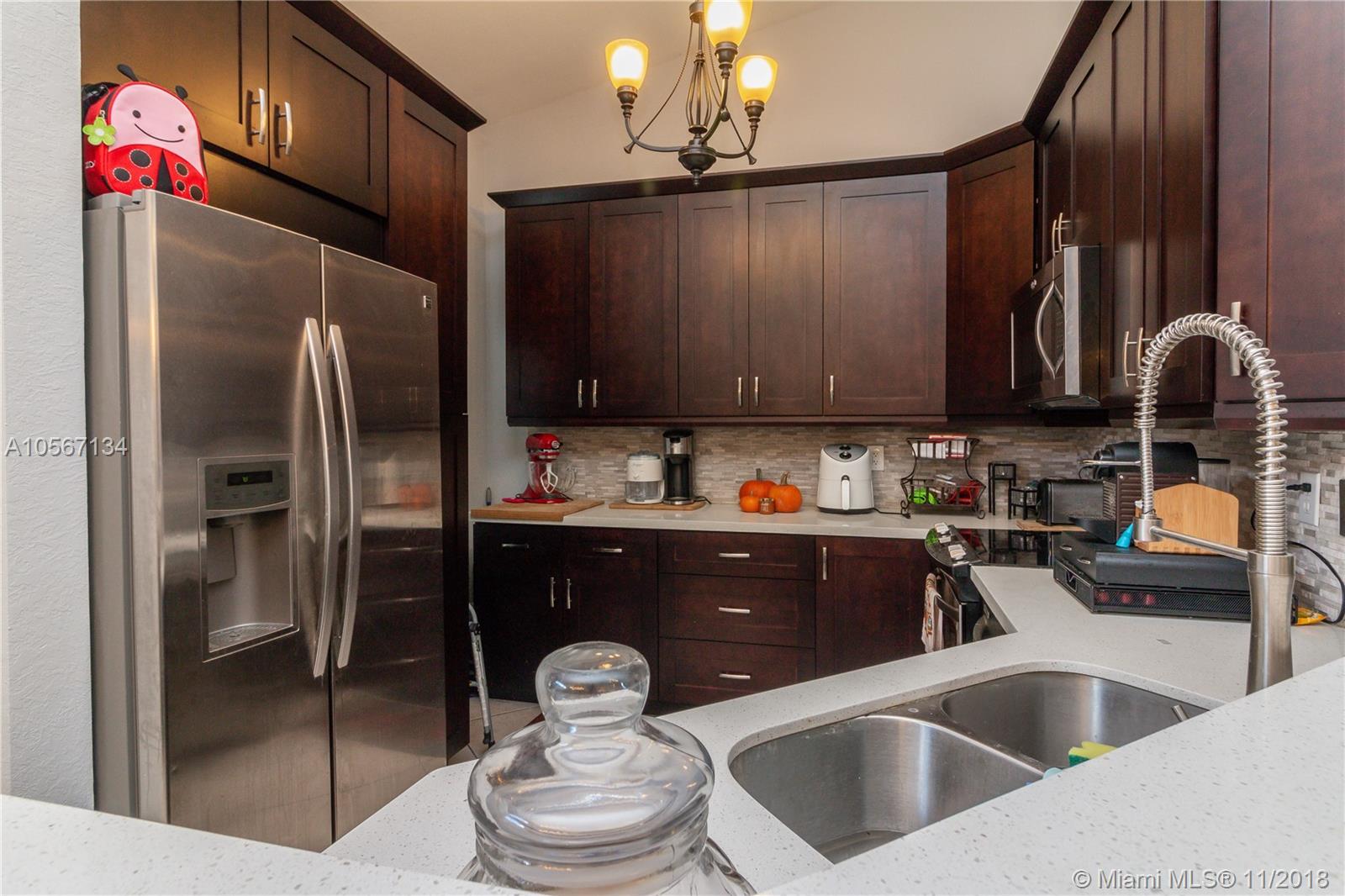 PORTOFINO BAY - Residential