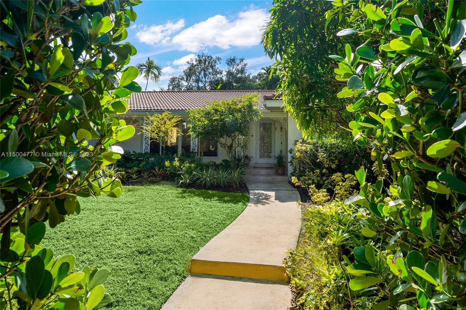 BAY POINT - Residential