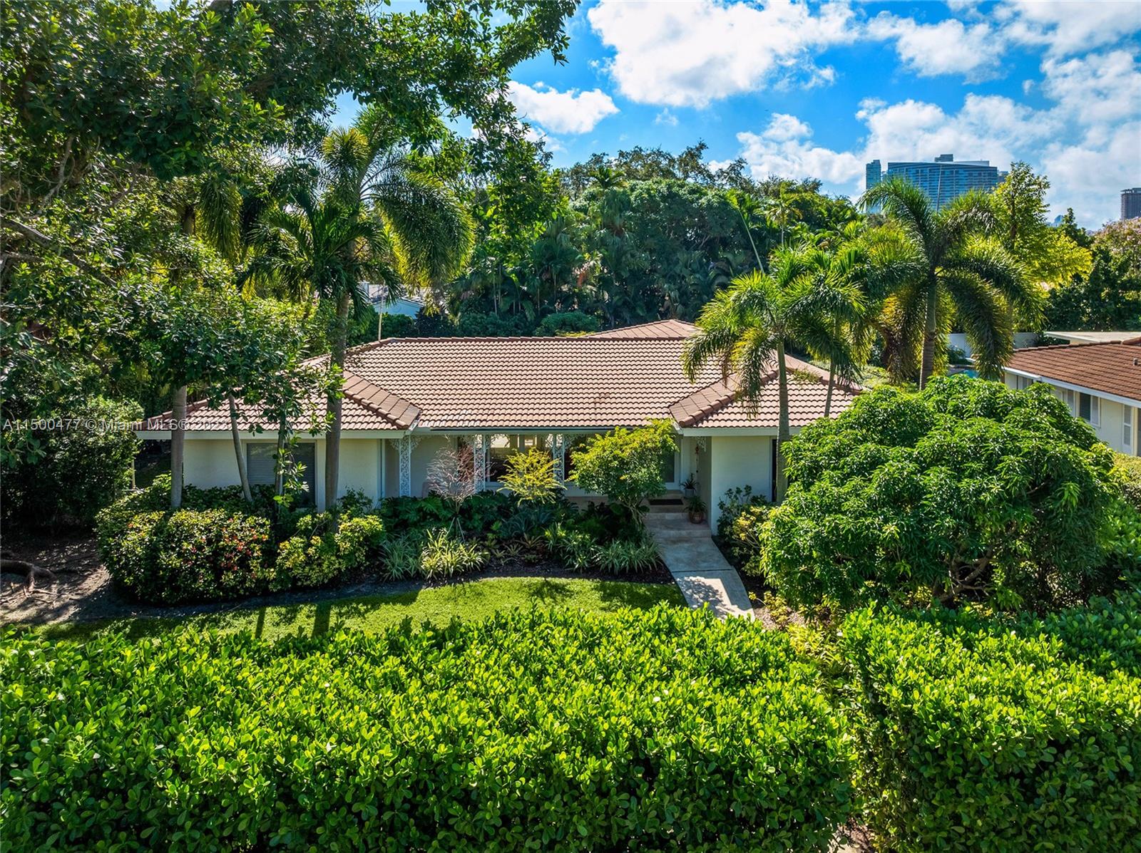 BAY POINT - Residential