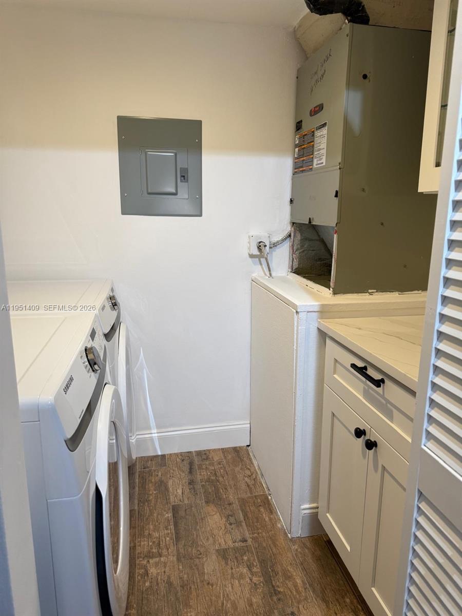 PINE RIDGE AT HAVERHILL C - Residential