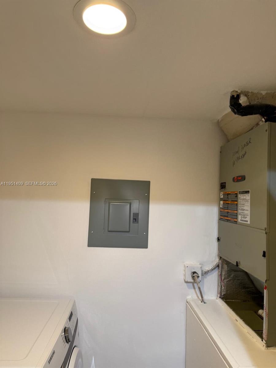 PINE RIDGE AT HAVERHILL C - Residential