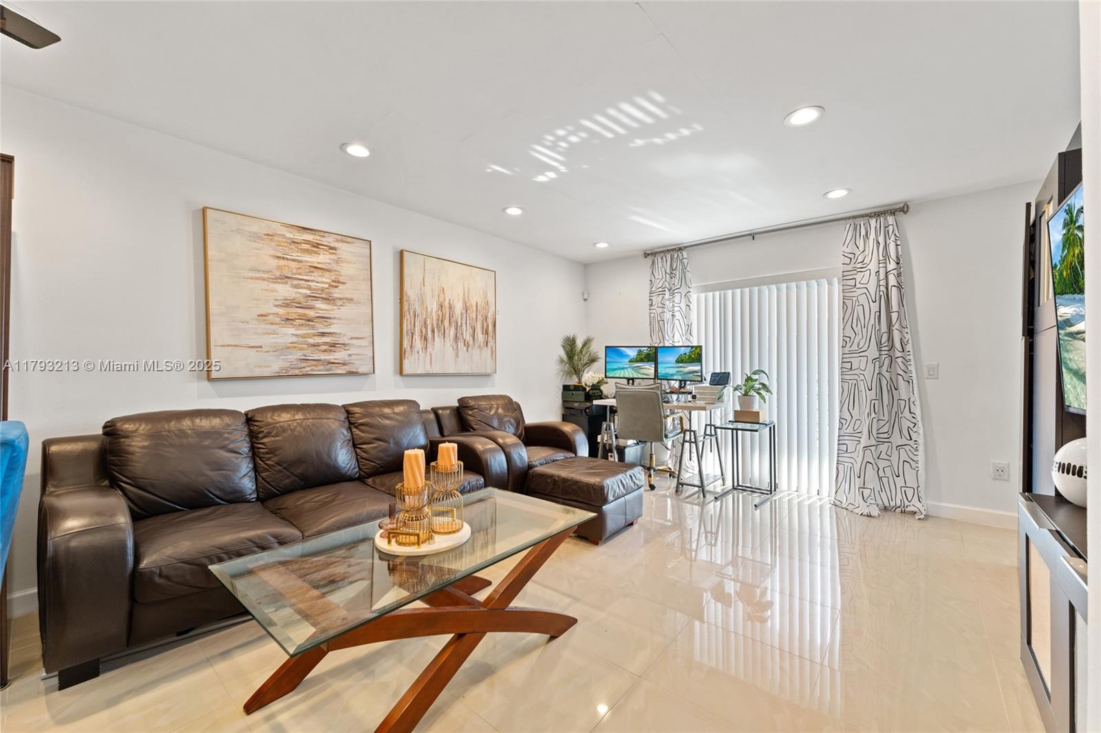 20730 NE 8th Ct 204-16