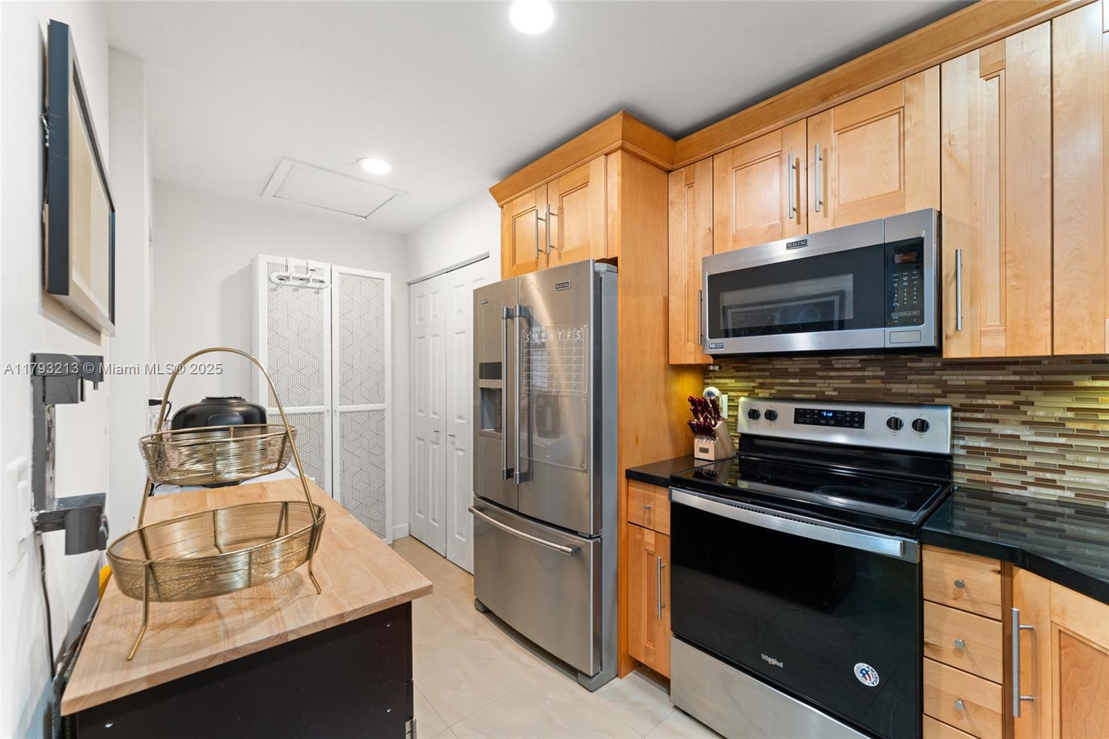 20730 NE 8th Ct 204-16