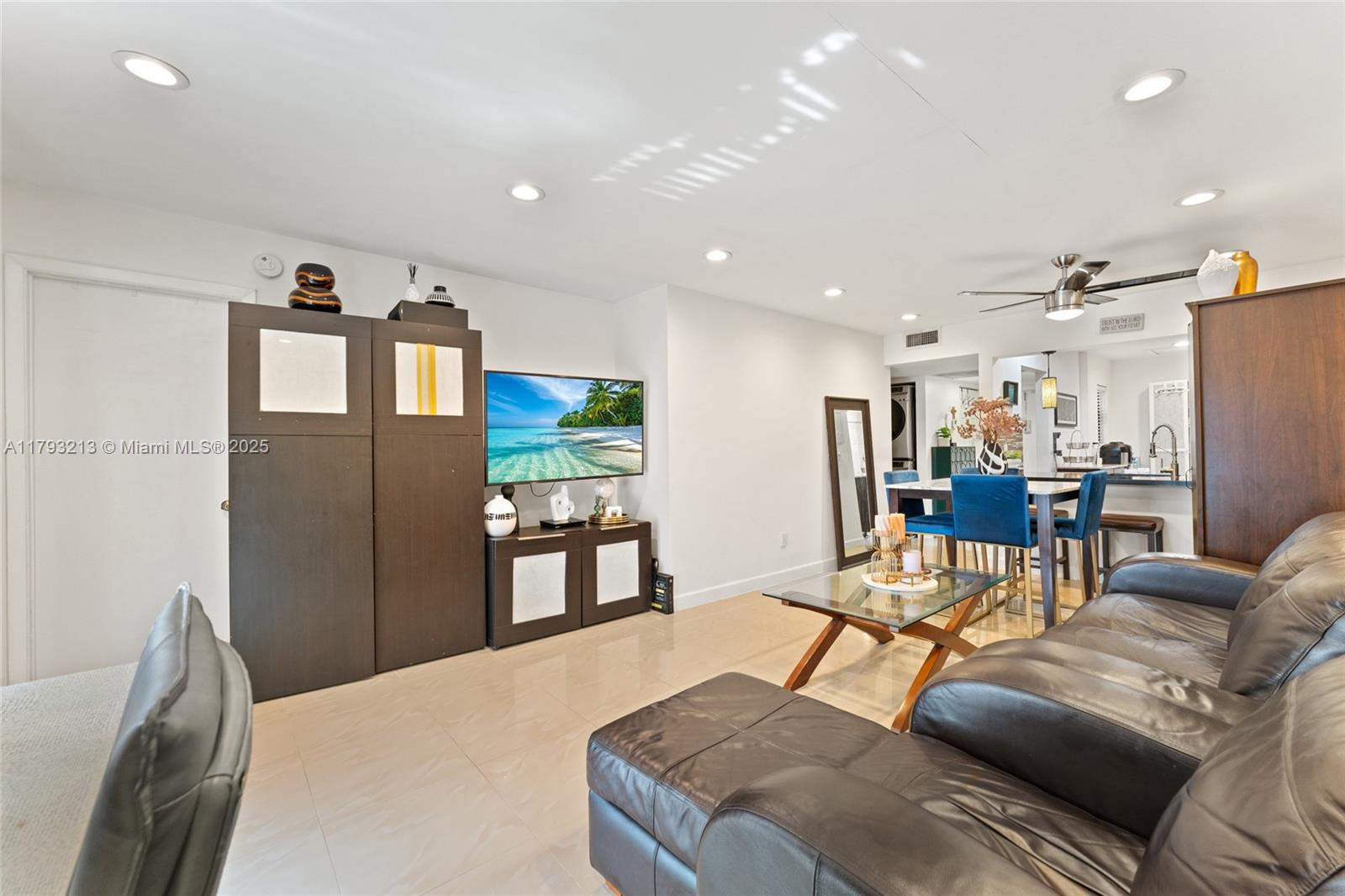 20730 NE 8th Ct 204-16