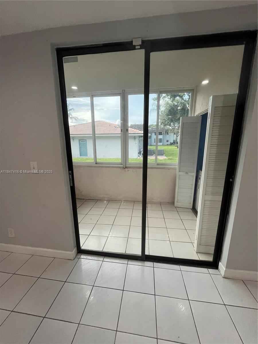 CORAL PINE CONDO 1 - Residential