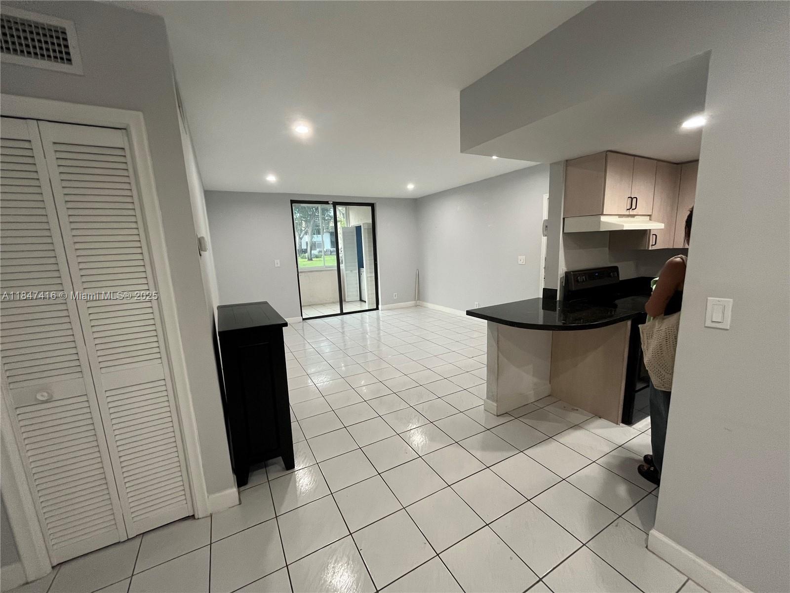 CORAL PINE CONDO 1 - Residential