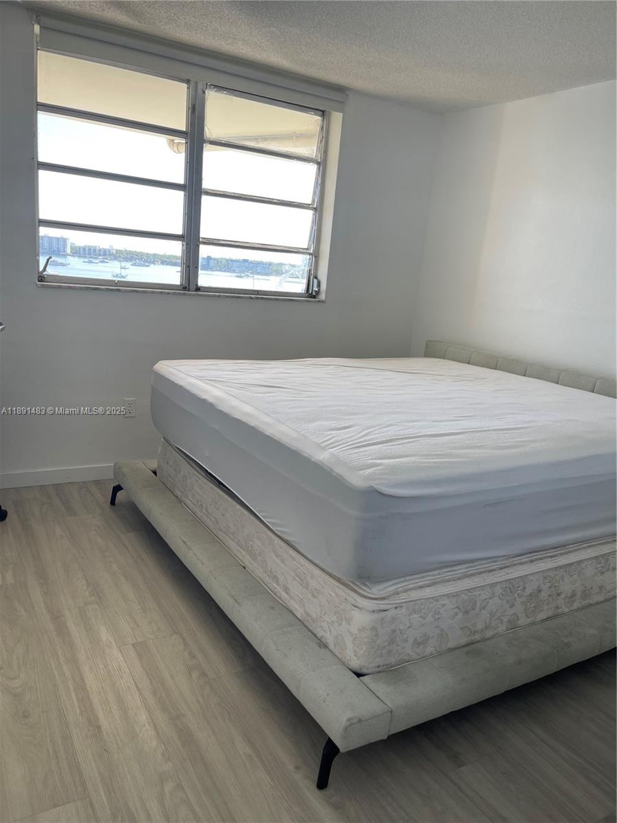 POINT EAST SEC III CONDO - Residential Lease