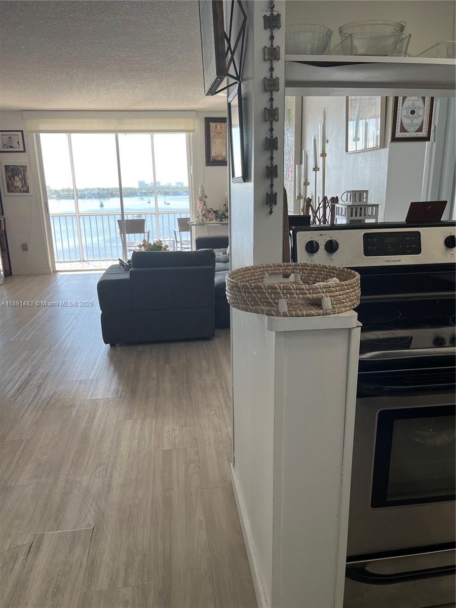 POINT EAST SEC III CONDO - Residential Lease