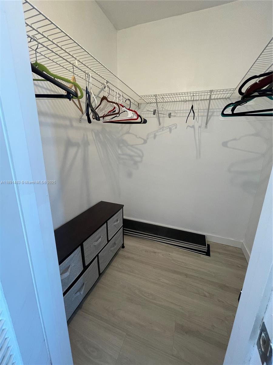 POINT EAST SEC III CONDO - Residential Lease