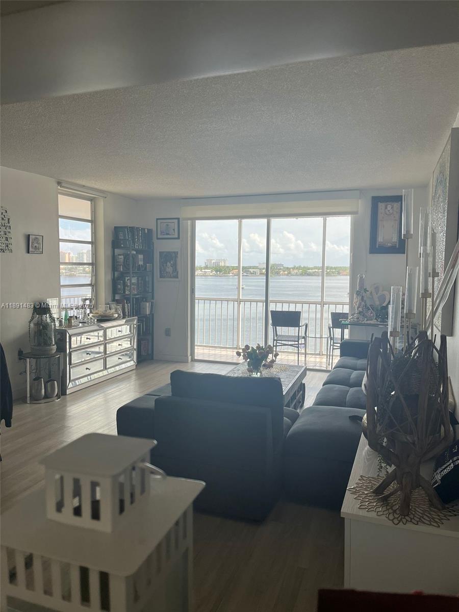 POINT EAST SEC III CONDO - Residential Lease