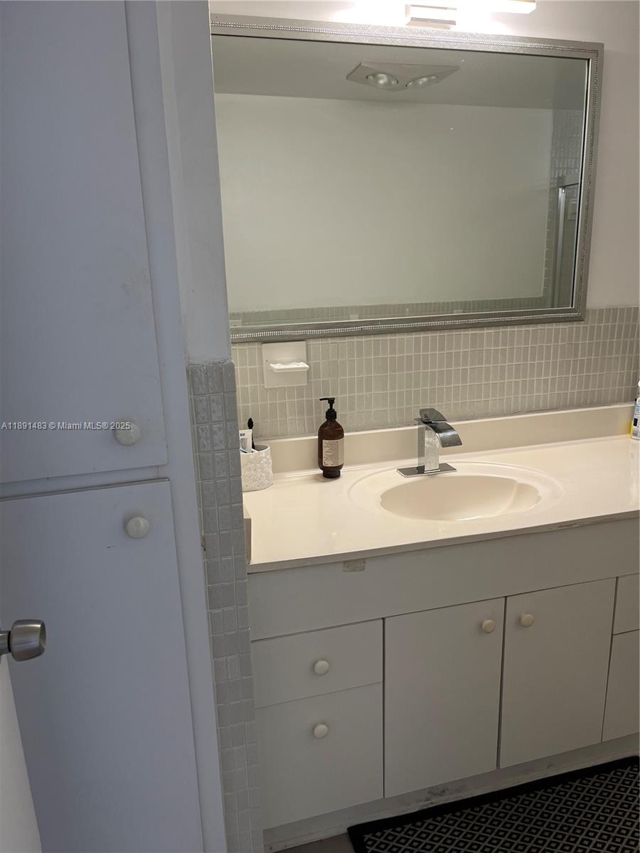 POINT EAST SEC III CONDO - Residential Lease