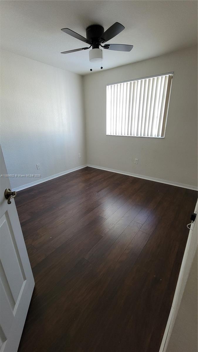 LYONS INDUSTRIAL PARK - Residential Lease