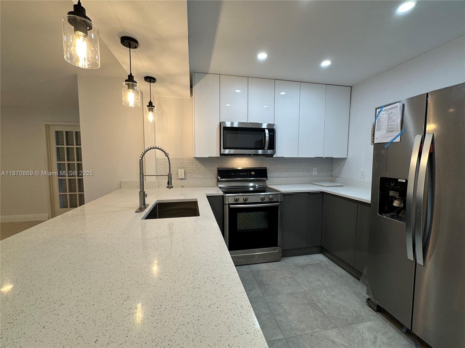 CHATEAU DE VILLE CONDO - Residential Lease