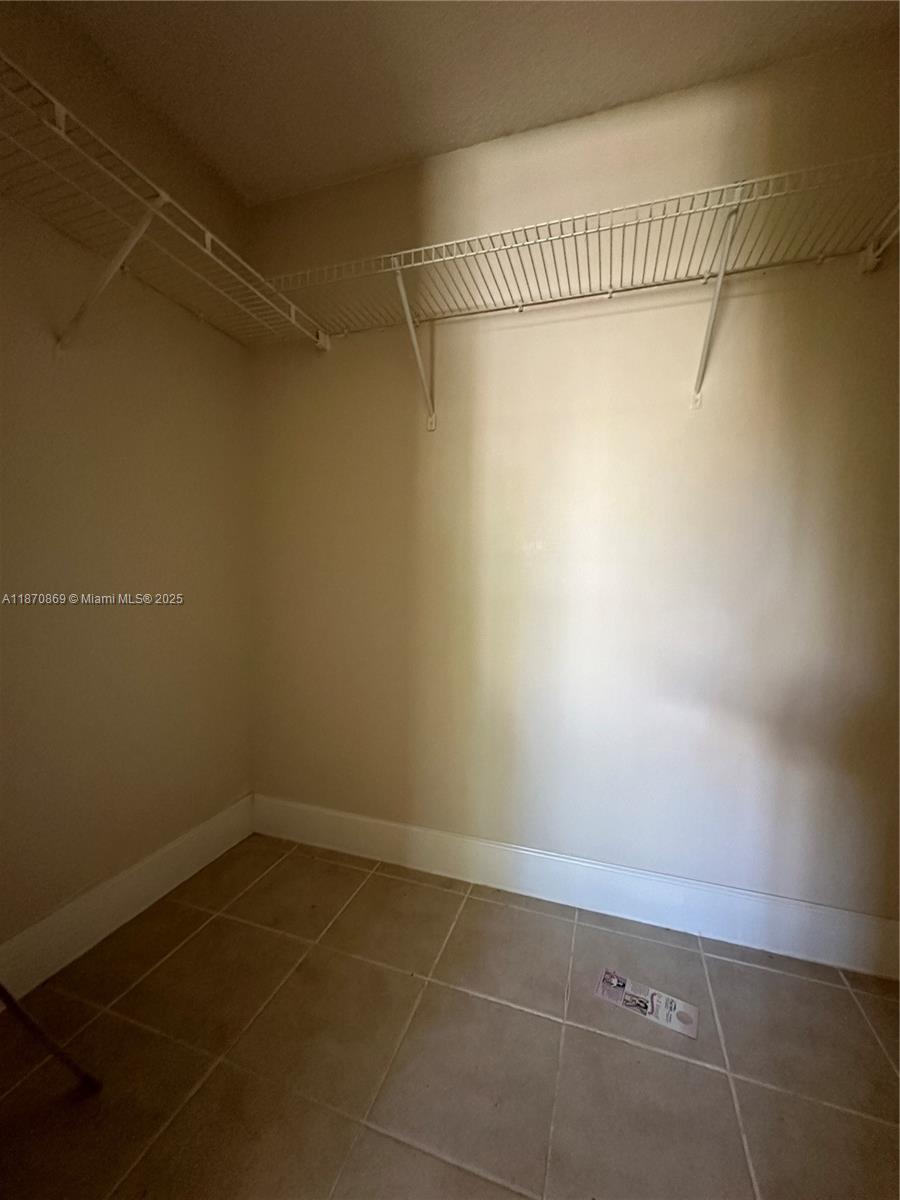 CHATEAU DE VILLE CONDO - Residential Lease