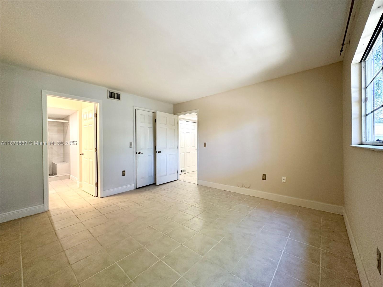 CHATEAU DE VILLE CONDO - Residential Lease