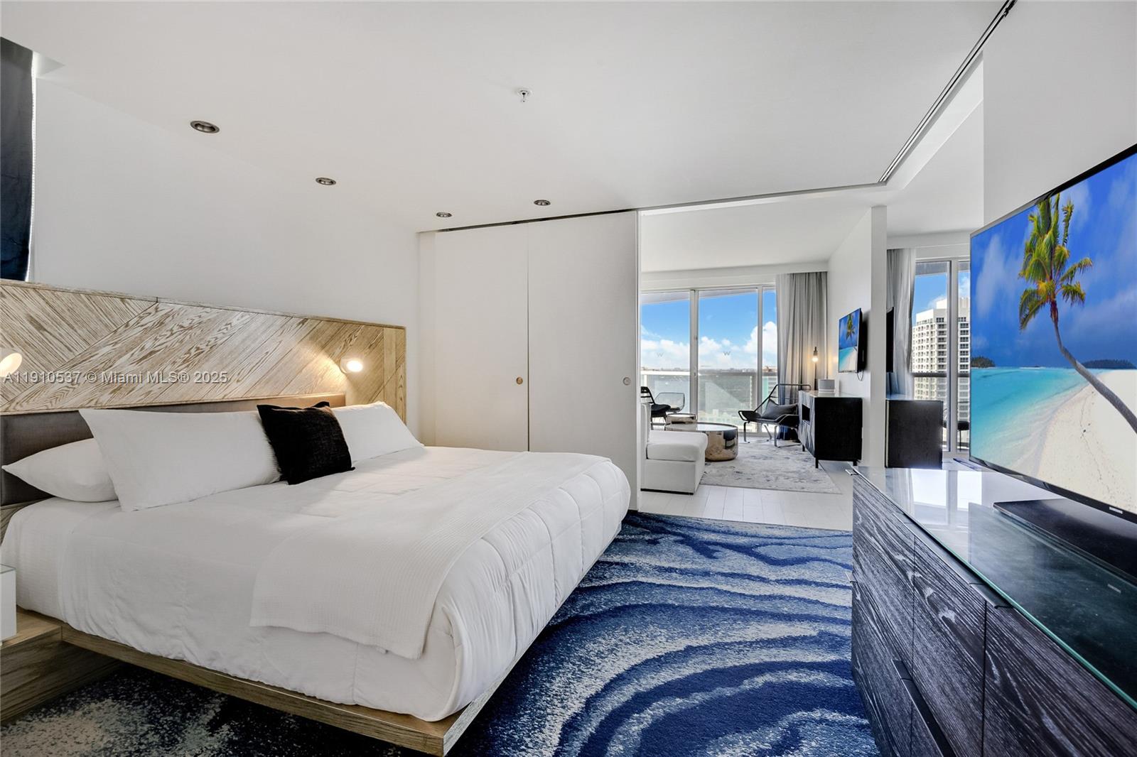 FORT LAUDERDALE RESIDENCE - Residential