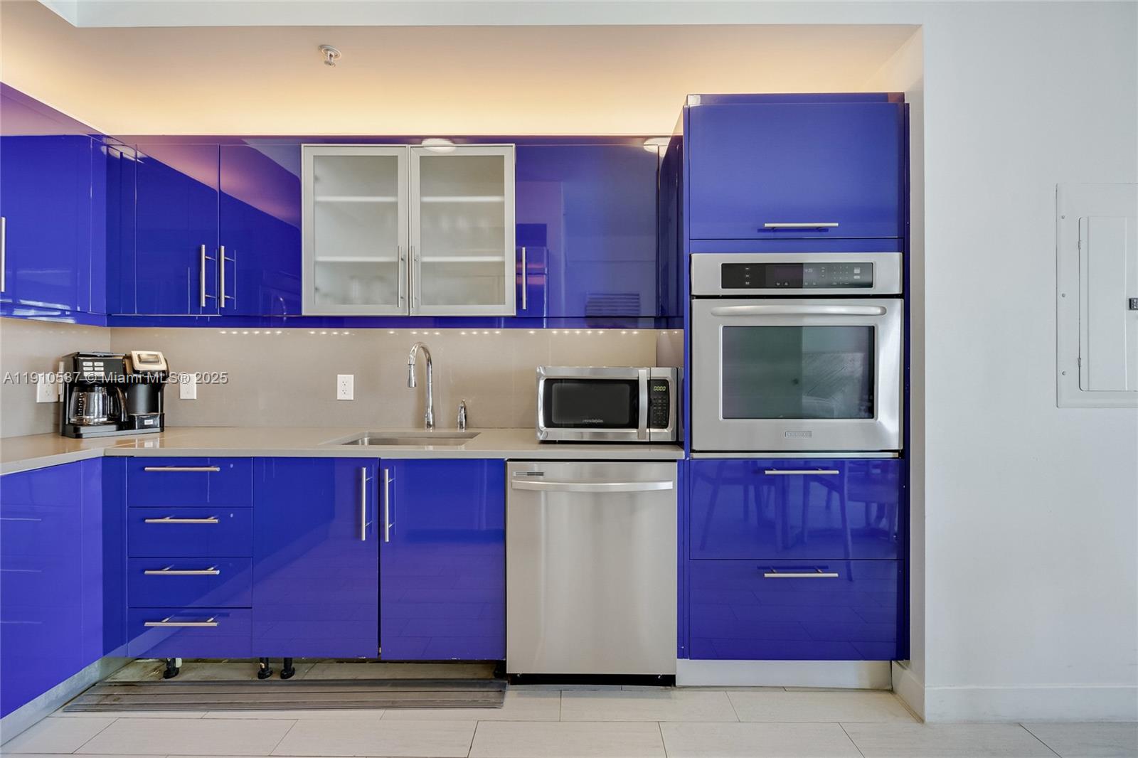 FORT LAUDERDALE RESIDENCE - Residential