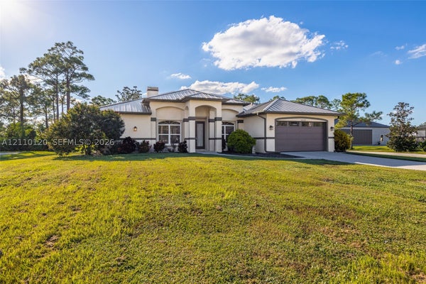 18839 BASELEG AVE, NORTH FORT MYERS, FL 33917 - Image b474fb638824e1b25b17ad46afc2fc2e/896258997