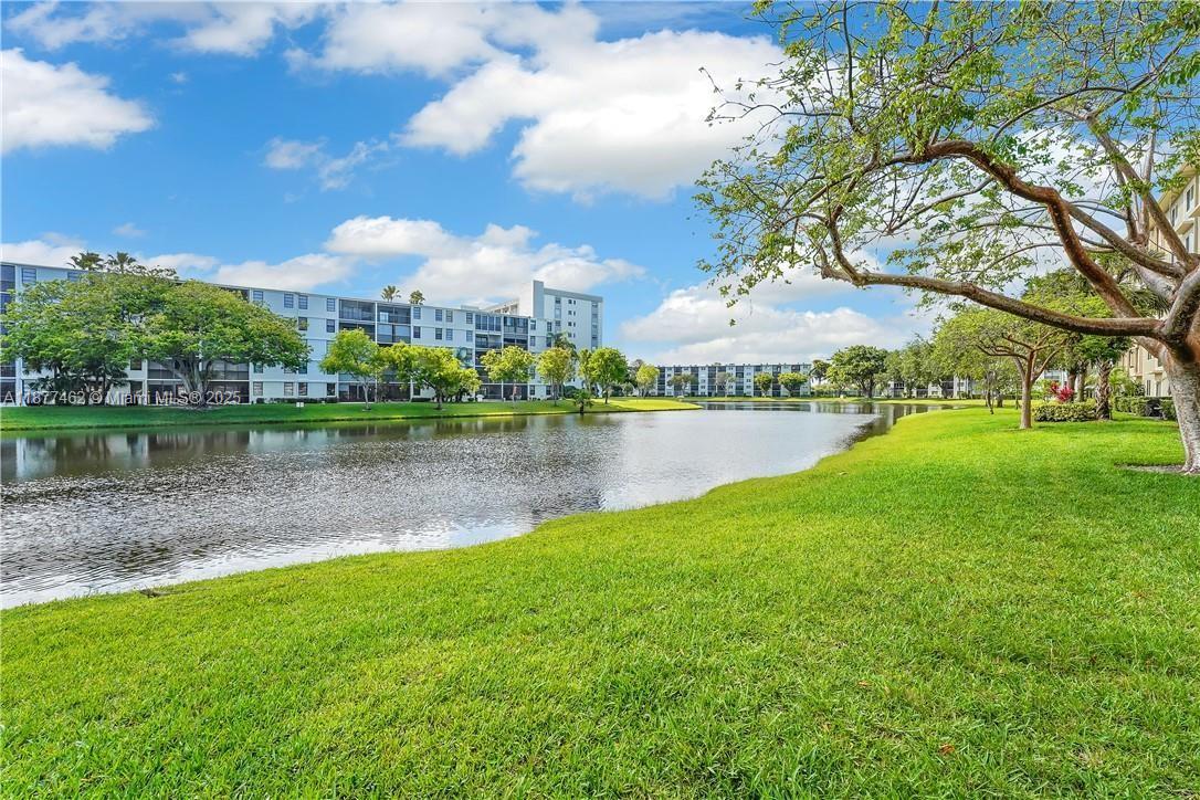 CYPRESS BEND IV-11 CONDO - Residential