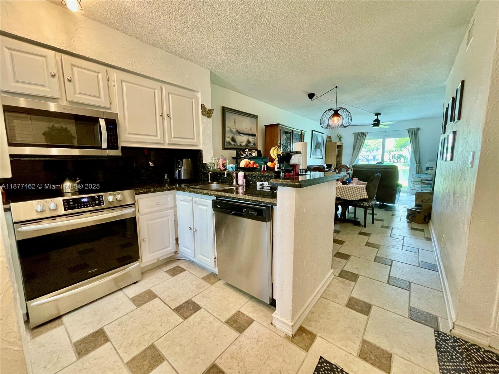 CYPRESS BEND IV-11 CONDO - Residential
