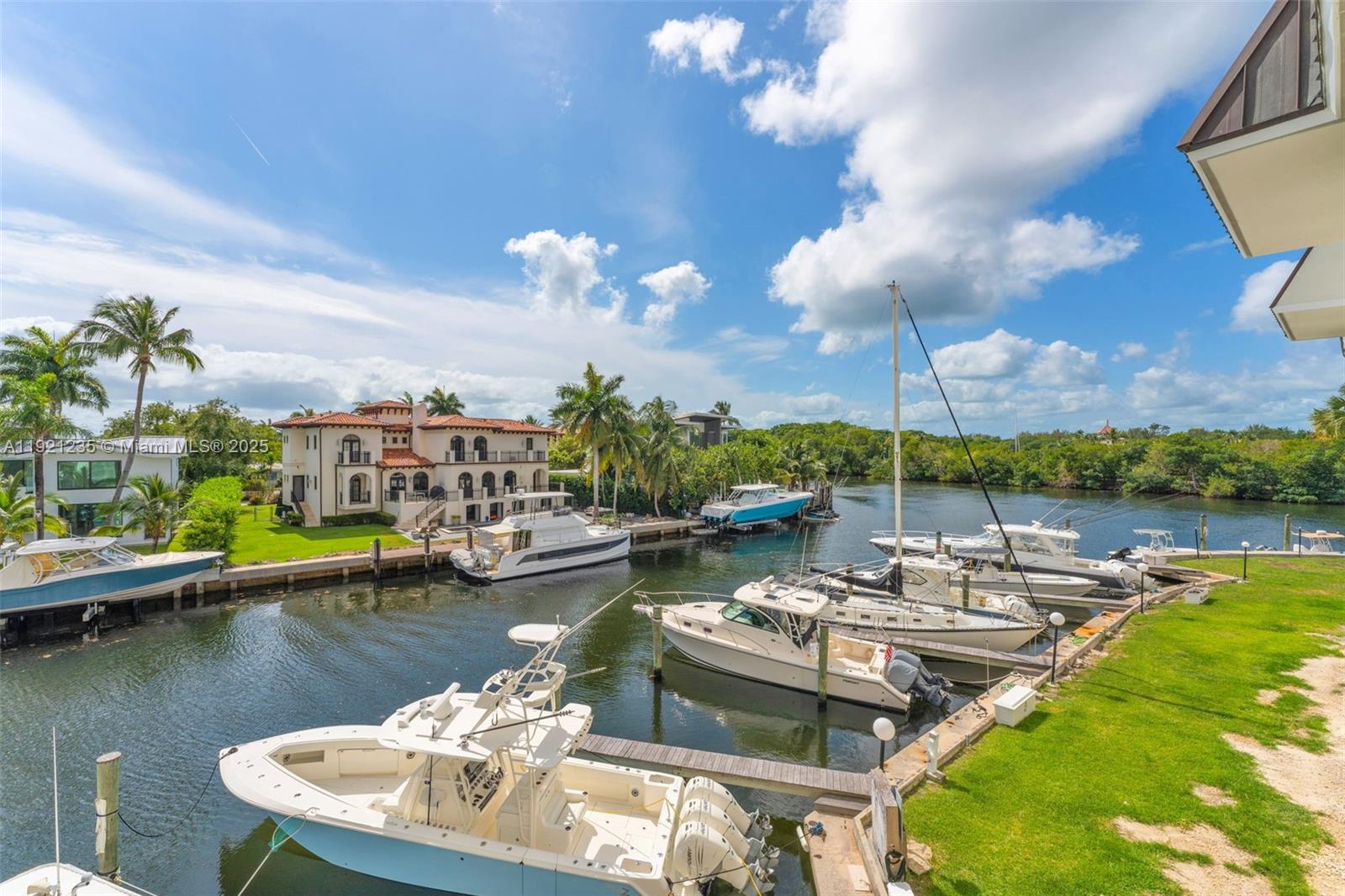 GABLES HARBOUR CONDO APTS - Residential