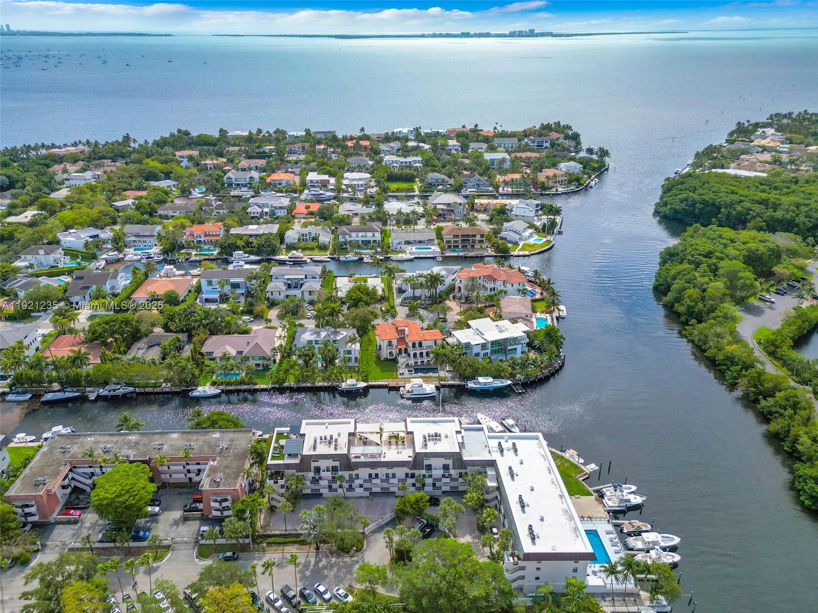 GABLES HARBOUR CONDO APTS - Residential