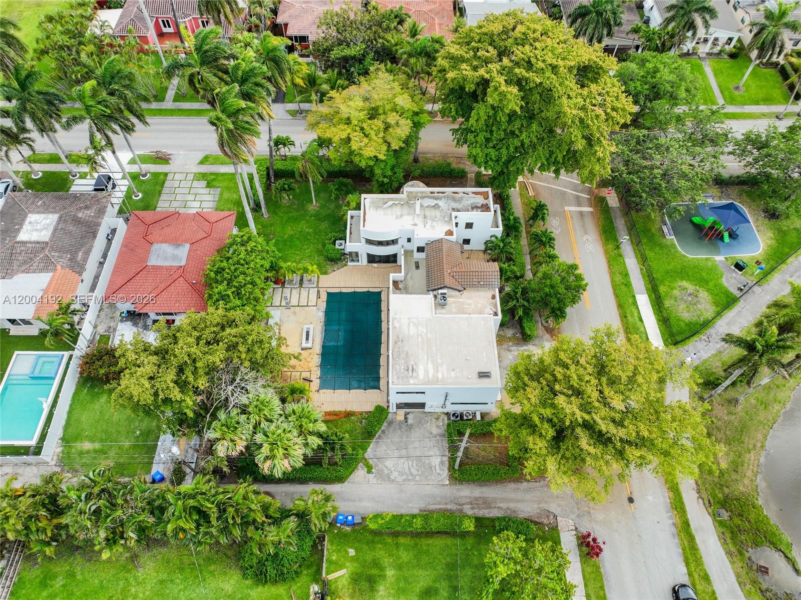 HOLLYWOOD LAKES SECTION - Residential