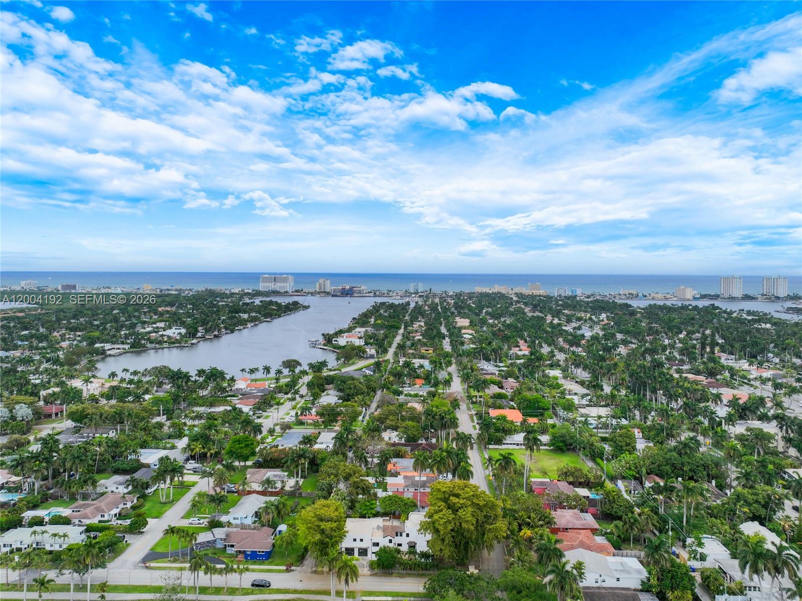 HOLLYWOOD LAKES SECTION - Residential