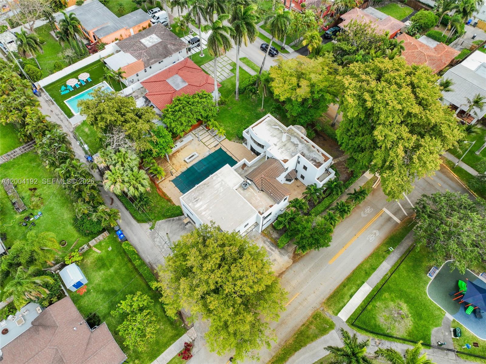 HOLLYWOOD LAKES SECTION - Residential
