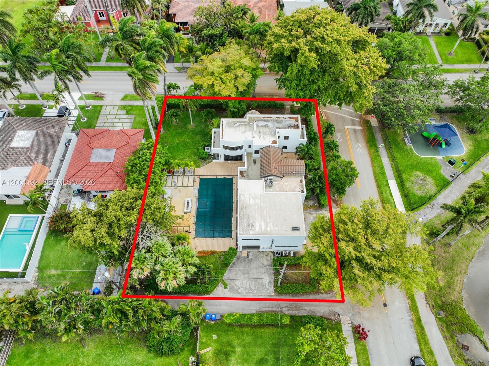 HOLLYWOOD LAKES SECTION - Residential
