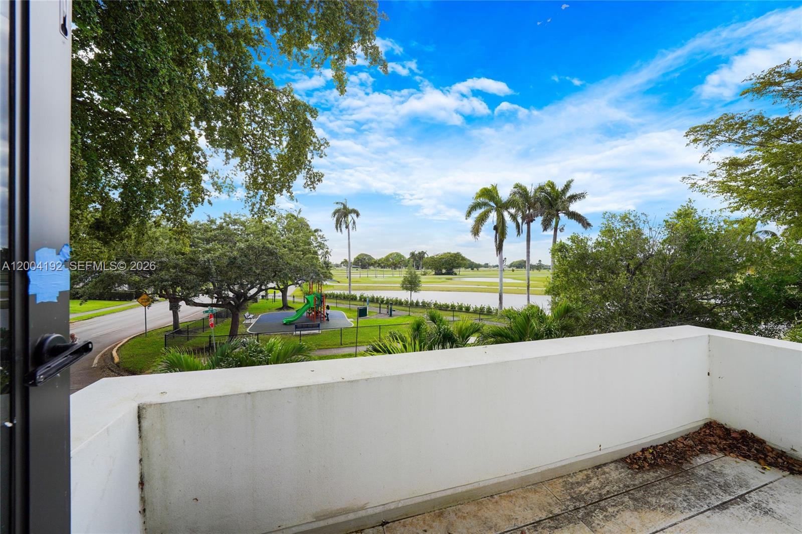 HOLLYWOOD LAKES SECTION - Residential